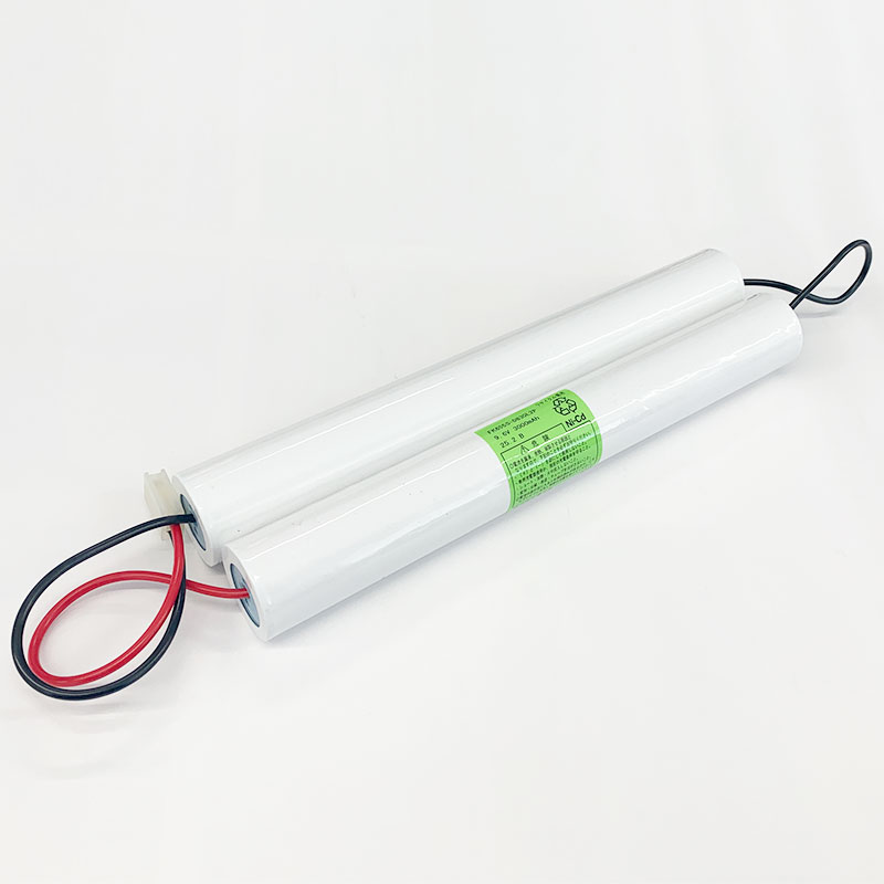 FK655相当品 パナソニック製非常灯用交換電池 9.6V3000mAh ＜FK887相当品(同等品)＞ 9.6V3000mAh＜年度シール付き＞ コネクター付きそのまま取付できます。