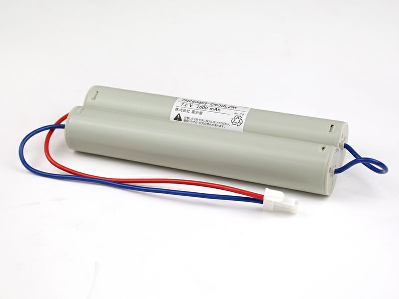 7N28AB相当品(同等品)  7.2V2800mAh＜年度シール付き＞ コネクター付きそのまま取付できます。