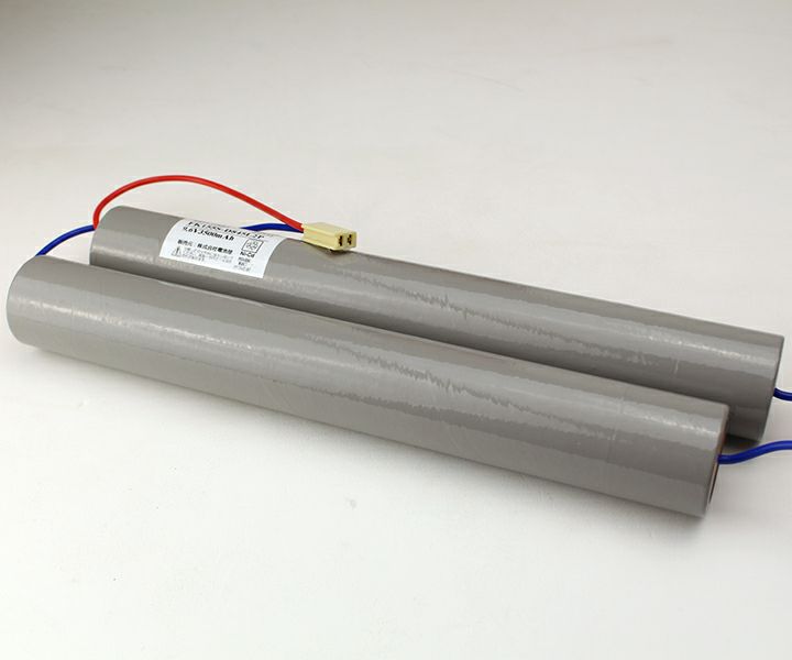 FK155相当品 非常灯用交換電池 9.6V 3500mAh＜年度シール付き＞ コネクター付きそのまま取付できます。